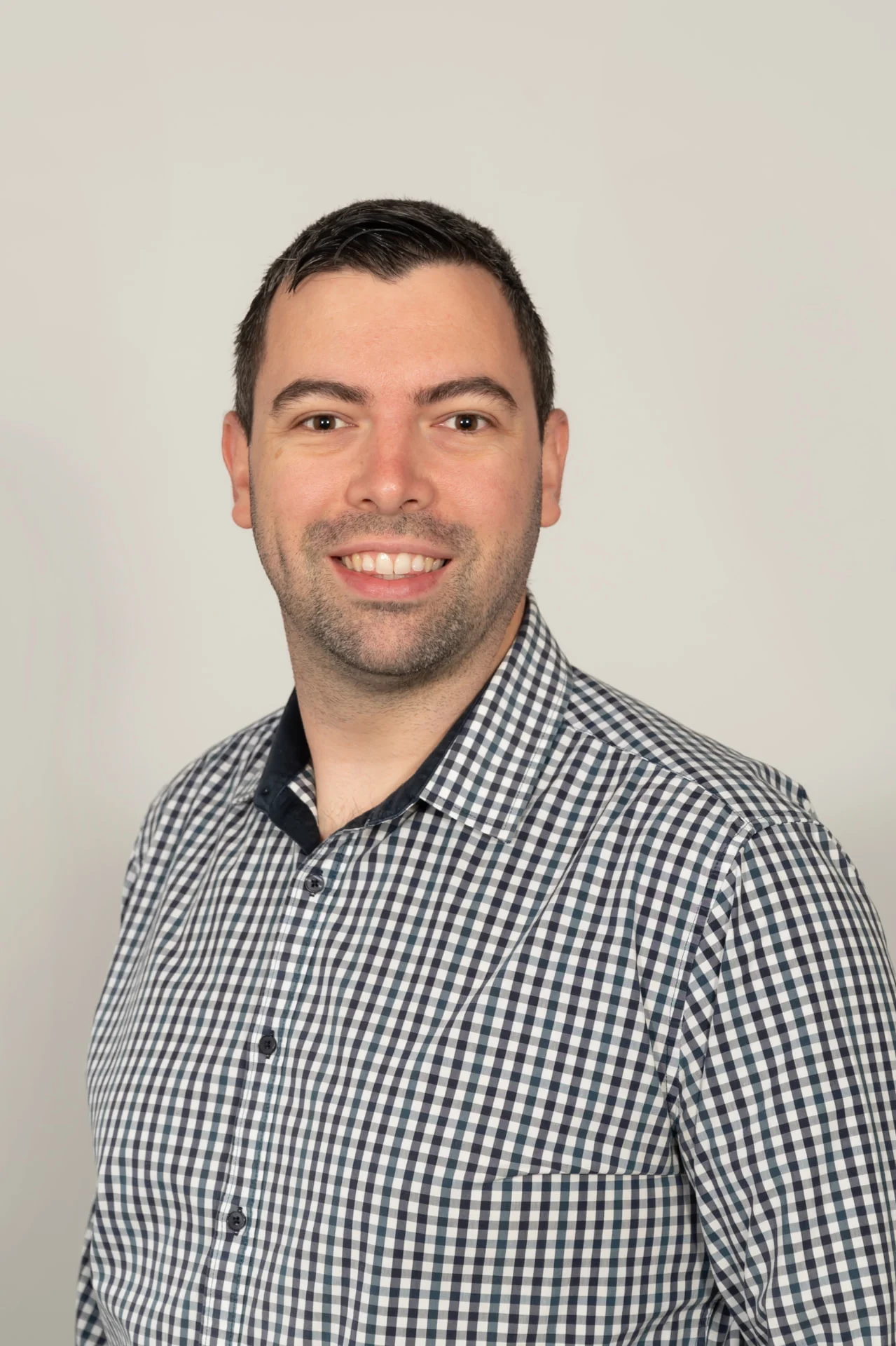 Dr Chris Harcourt